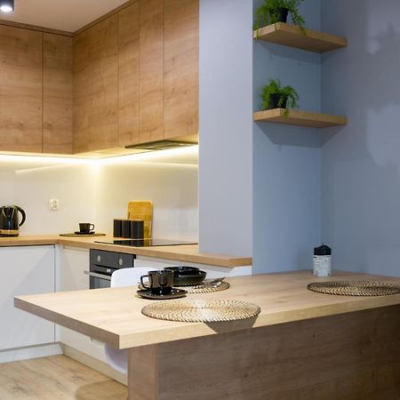 Apartament Przy Fabrycznym Лодз Екстериор снимка