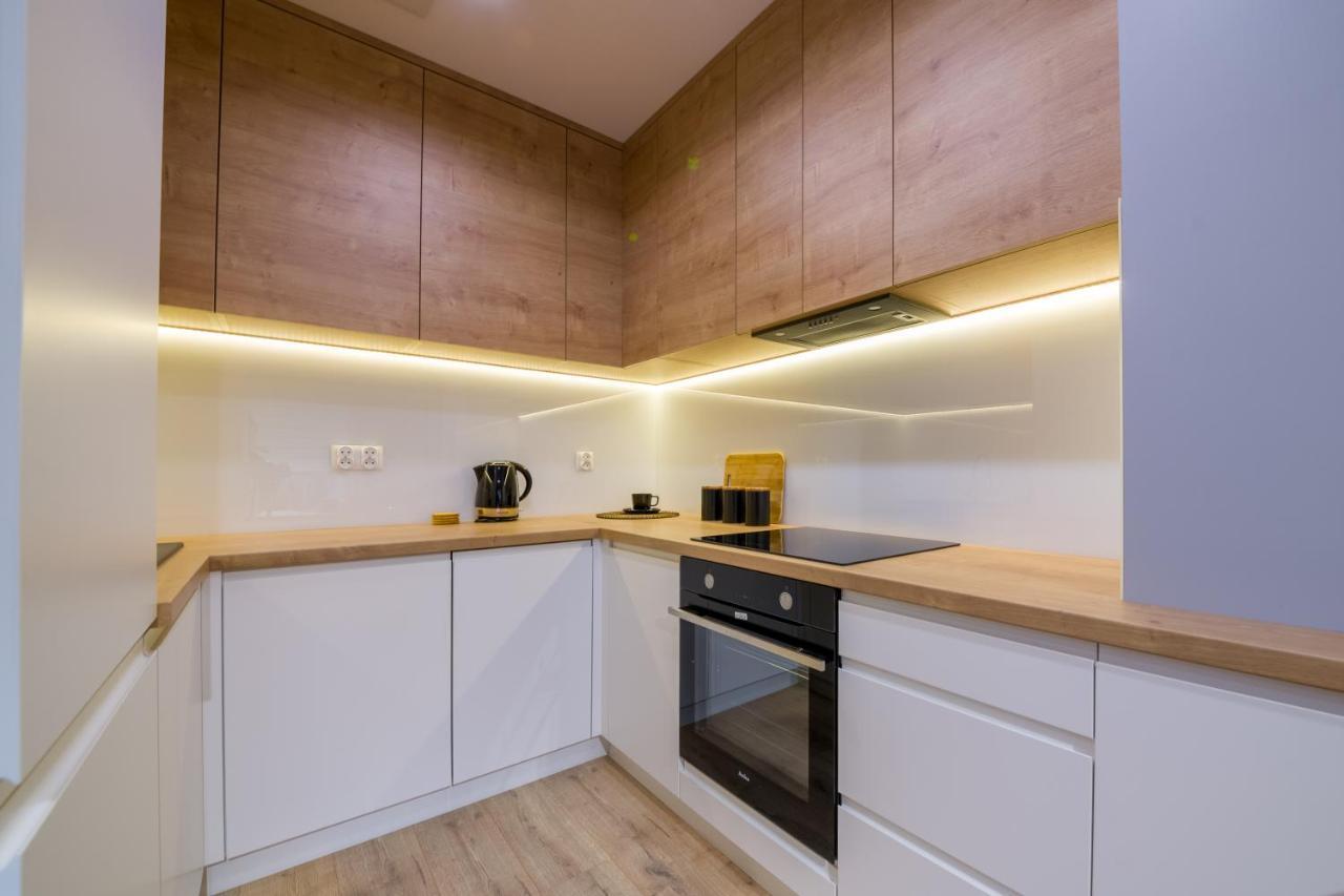 Apartament Przy Fabrycznym Лодз Екстериор снимка