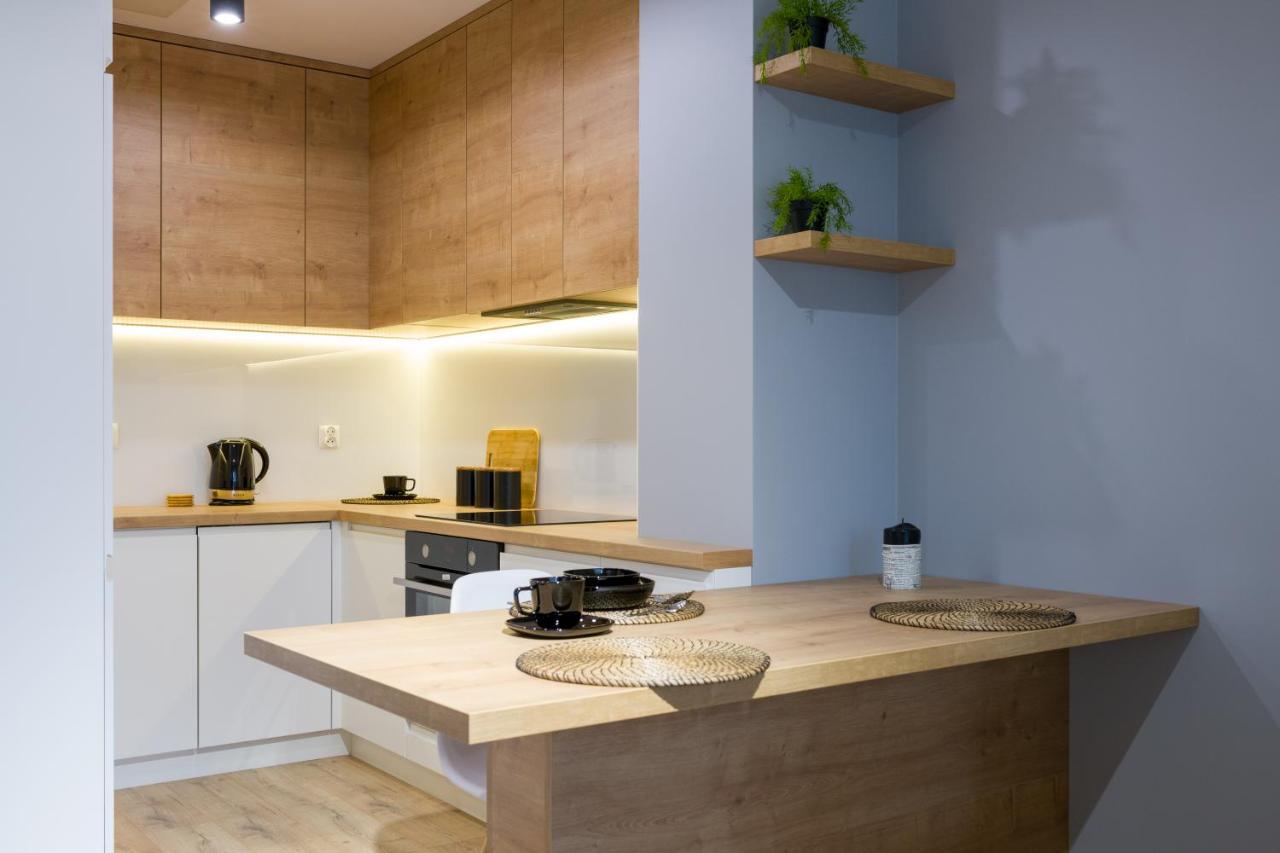 Apartament Przy Fabrycznym Лодз Екстериор снимка